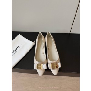 페라가모 뉴 바라 플레이트 펌프스