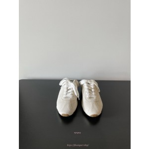 미우 미우 플룸 스웨이드 뮬