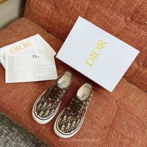 디올 솔트윈드 스니커즈