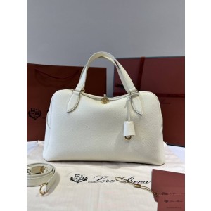 로로피아나 니들백 미디엄