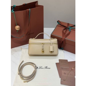 로로피아나 엑스트라 백 L23