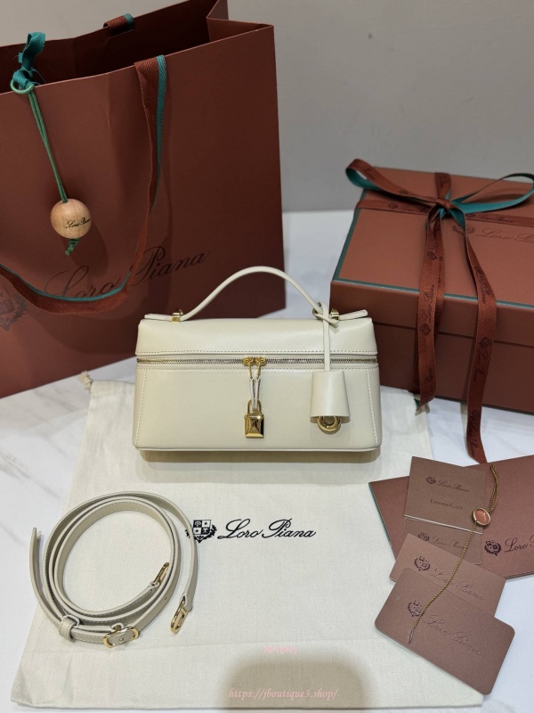 로로피아나 엑스트라 백 L23