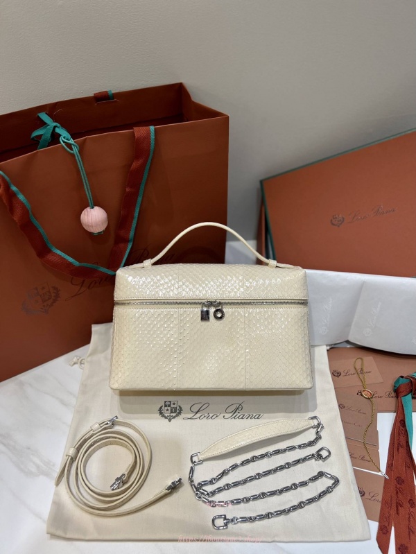 로로피아나 엑스트라 포켓 파우치 L27