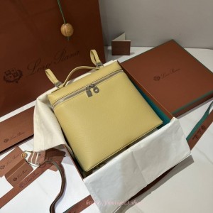 로로피아나 엑스트라 포켓 백팩 L23.5