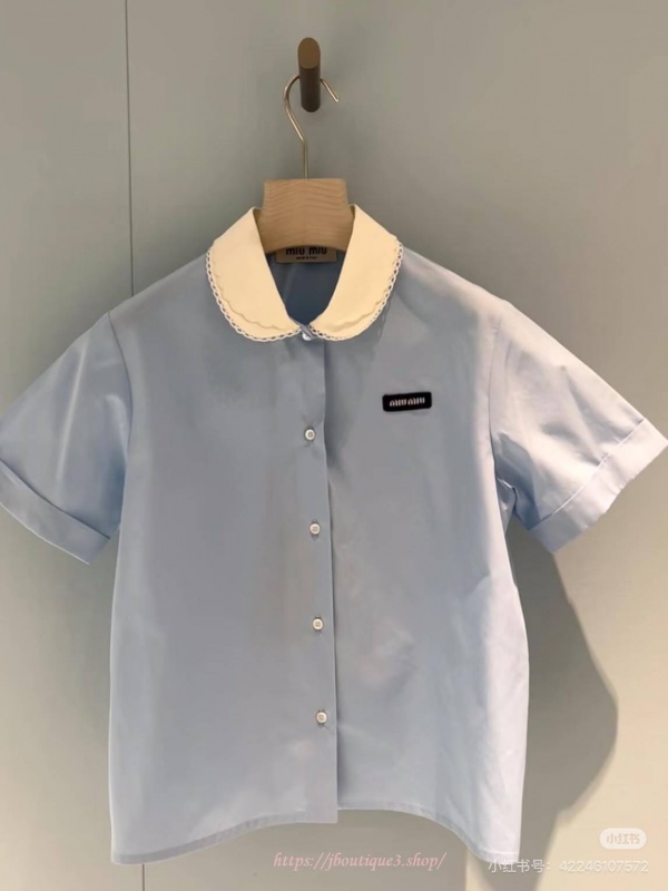 미우미우 반팔 티셔츠