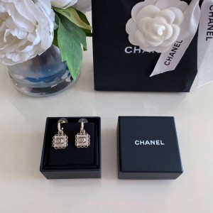 샤넬 이어링