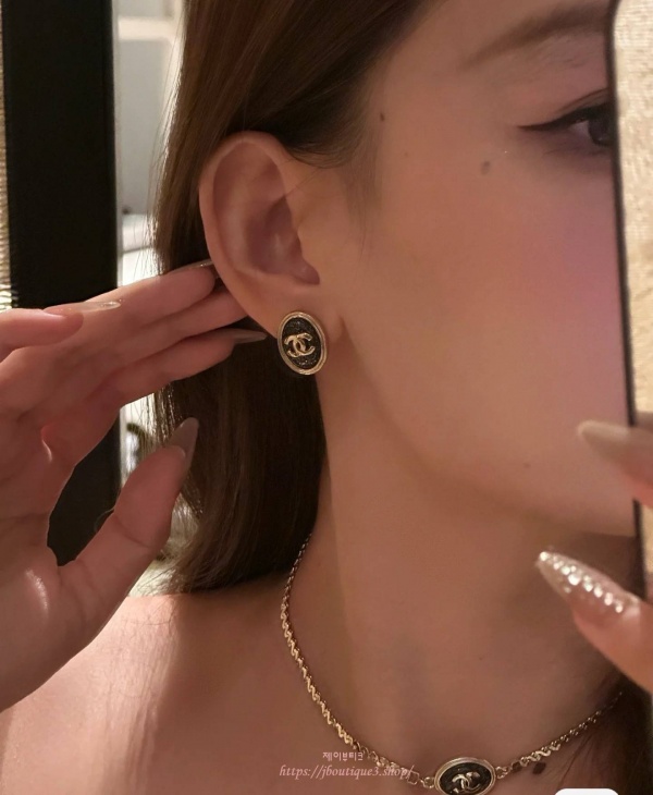 샤넬 이어링