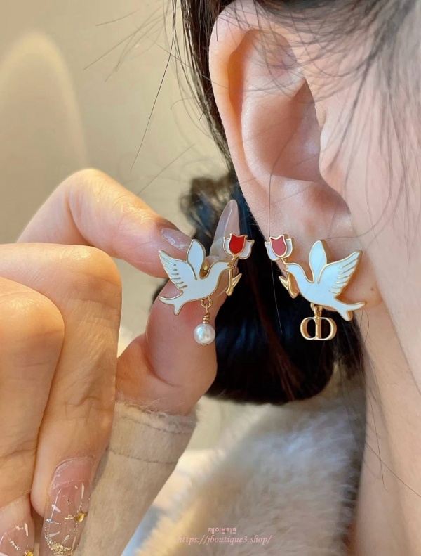 디올 디올아무르 도브 & 로즈 이어링