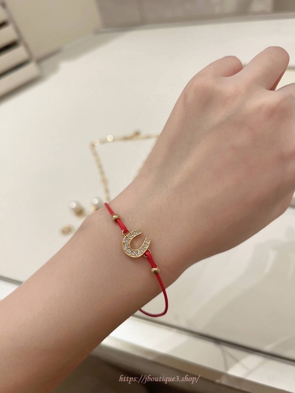 디올 Horseshoe 브레이슬릿