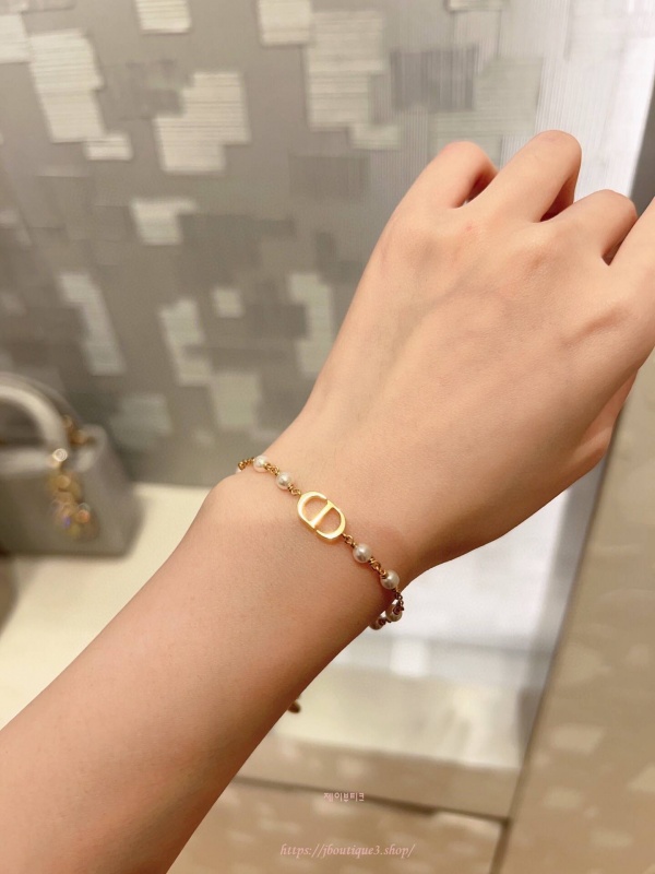 디올 브레이슬릿