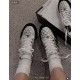샤넬 스니커즈