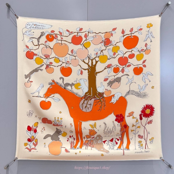 에르메스 Le Pommier Sellier 스카프 90